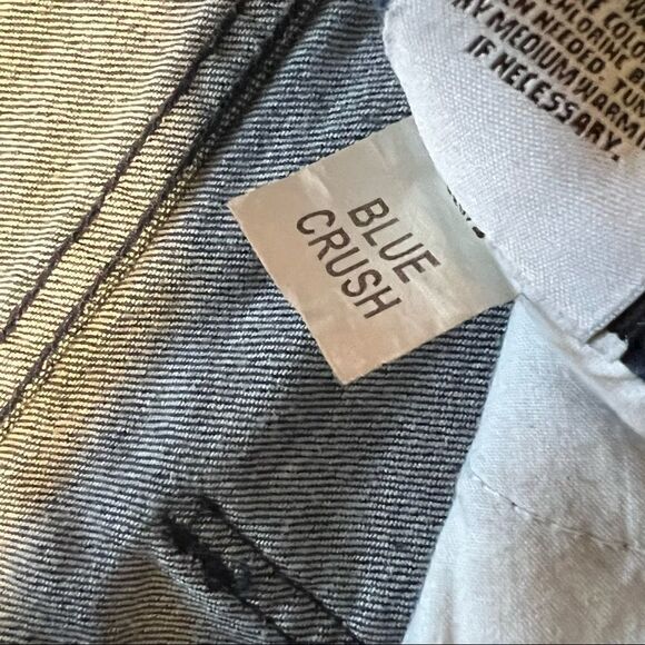 Hudson Jeans Blue Crush Straight Leg 2 - Picture 5 of 10